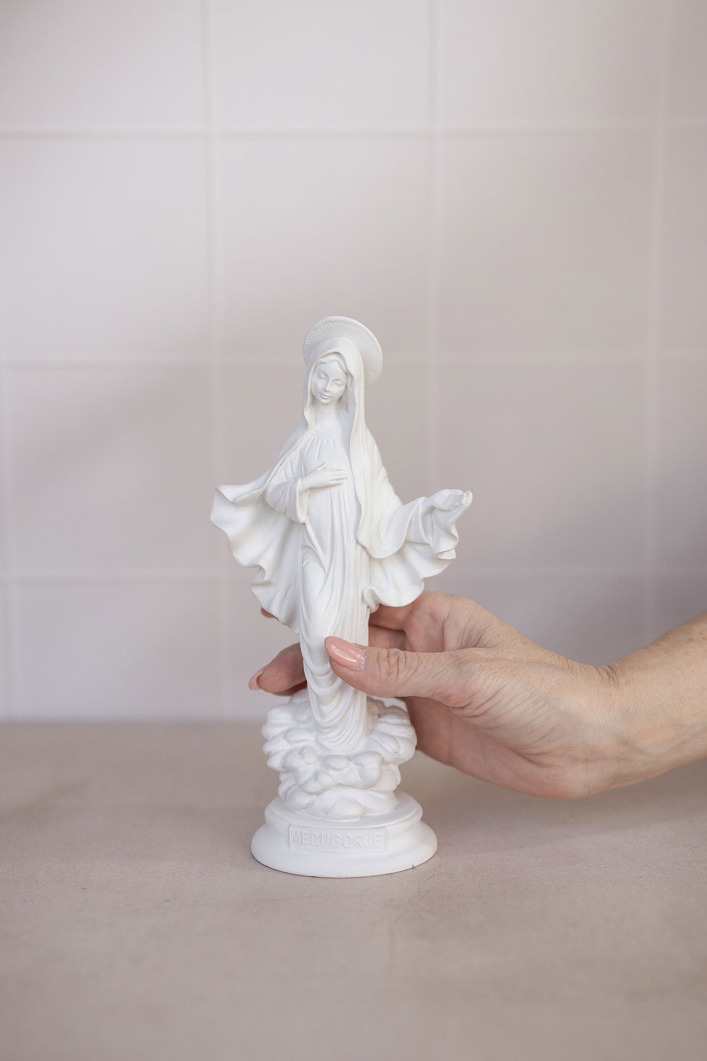 Virgen de Medjugorje Aureola