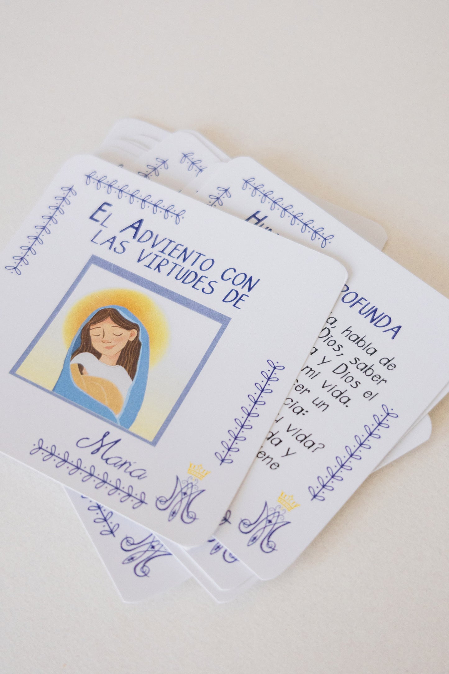 El Adviento con las Virtudes de María